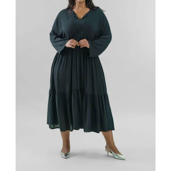 NEW BITTE KAI RAND crepe flounce dress - plus in black